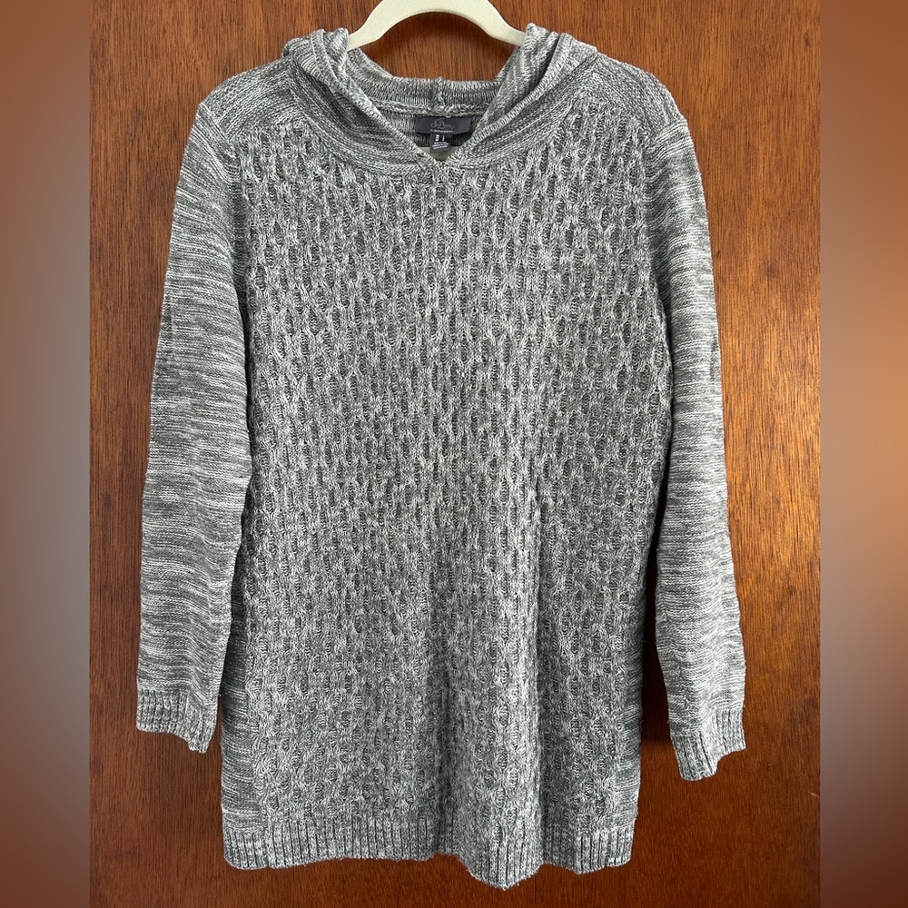 Maternity sweater